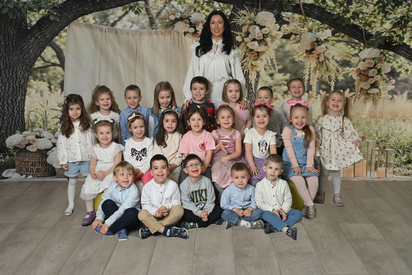 0258 Carbni Svet Plus Konjarnik