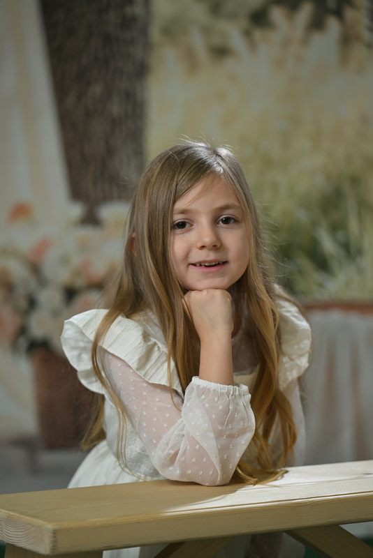 0352 Carbni Svet Plus Konjarnik